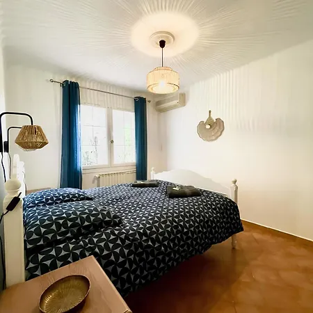Constance - Swimming Pool & Parking - Sleeps 8 Six-Fours-les-Plages